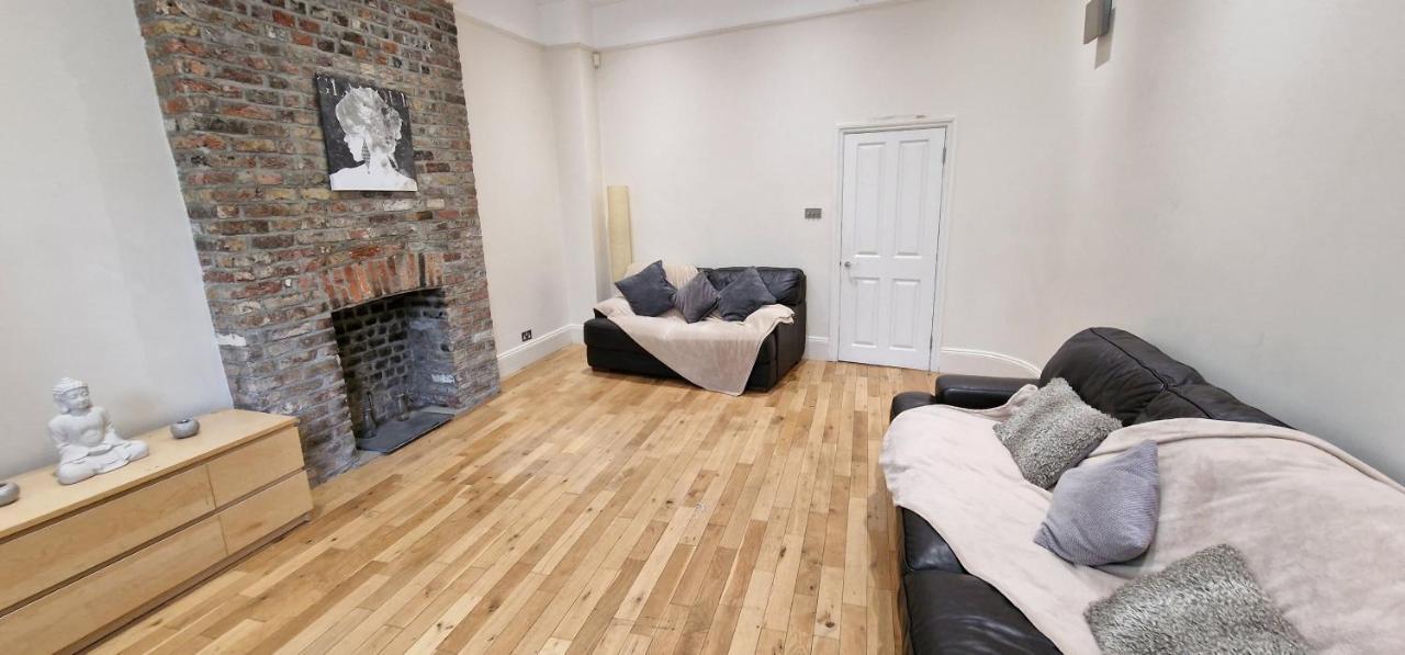 Ferienwohnung Action Packed Local 3Br 1 Mins Walk To Everything London Exterior foto