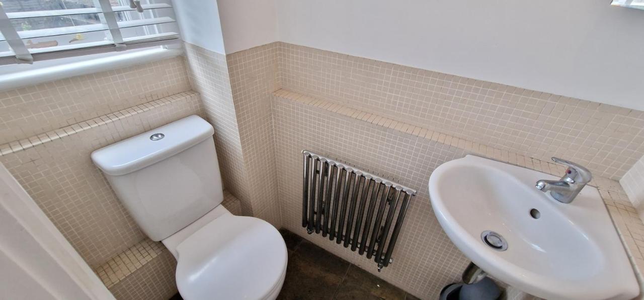 Ferienwohnung Action Packed Local 3Br 1 Mins Walk To Everything London Exterior foto